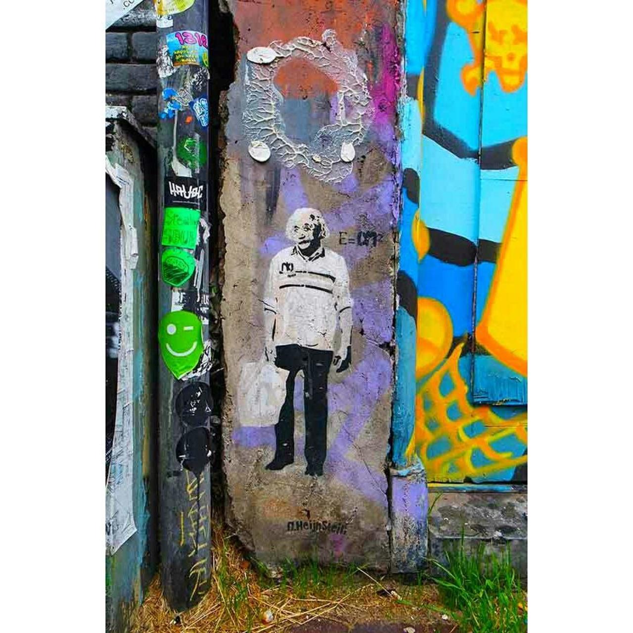 RT @anitadebeijl: Cool #streetart in #amsterdam! #einstein #graffiti #urbanart #art #photooftheday #cityguide #travel http://t.co/2oEAgFrpdh