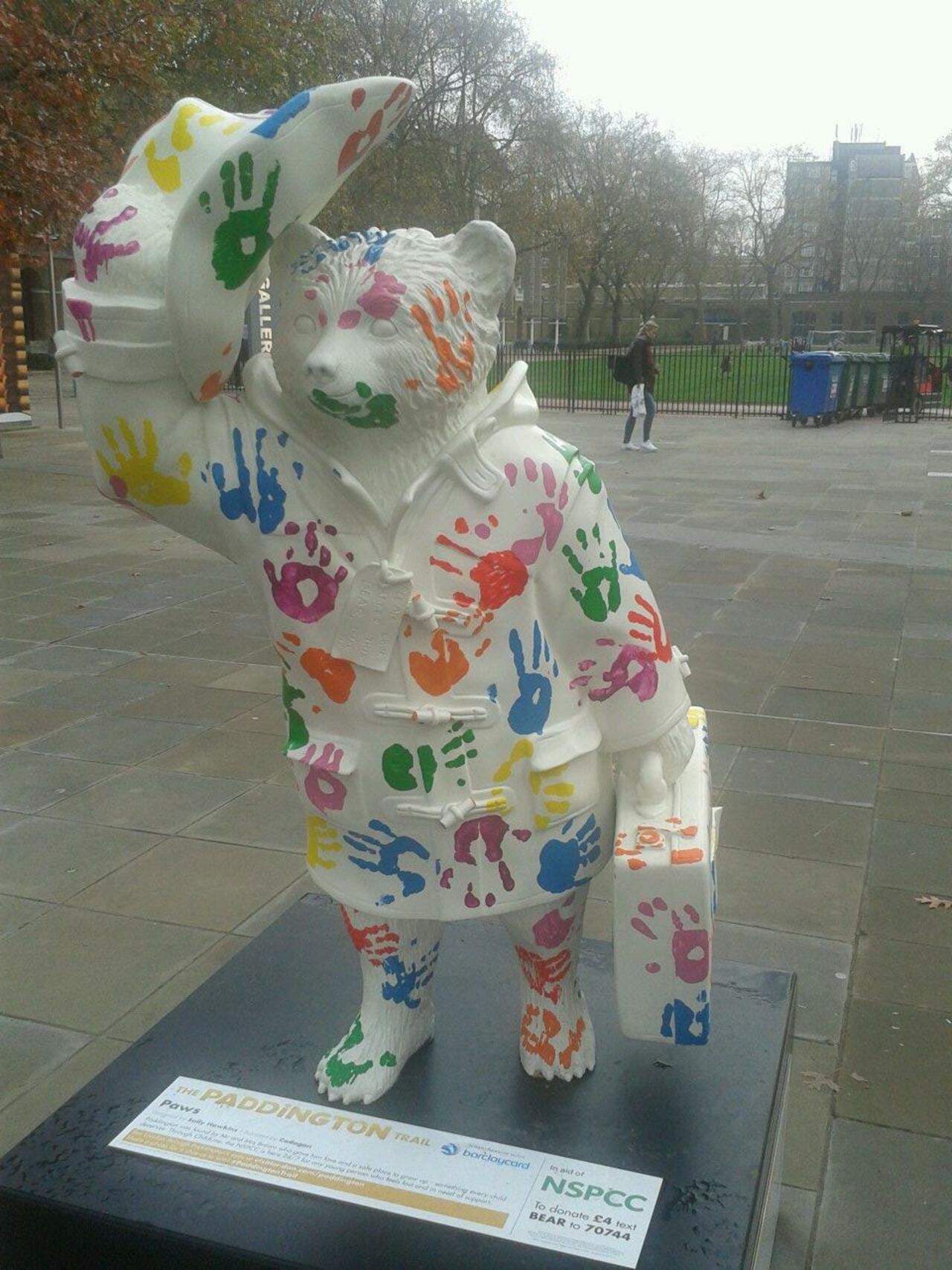 Bear he is! 'Paws' Paddington Bear sculpture at @DOYSQ in Chelsea in aid of @NSPCC #PaddingtonTrail #loveLondon #art http://t.co/XJCqD3cTRR