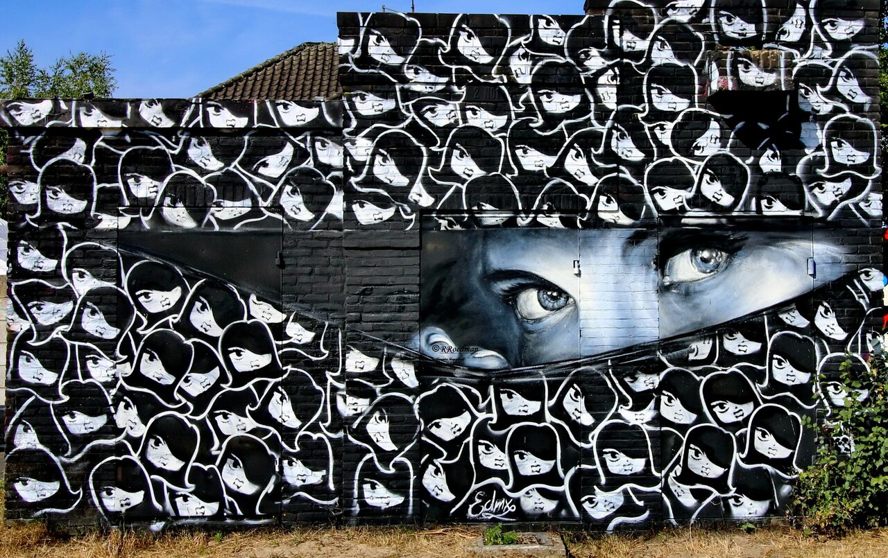 #streetart #graffiti #mural #stencilart Henrique Edmx Montanari ,Step in the Arena 2018 #Eindhoven #Netherlands, 2 pics at http://wallpaintss.blogspot.nl https://t.co/9vbtccdkTj