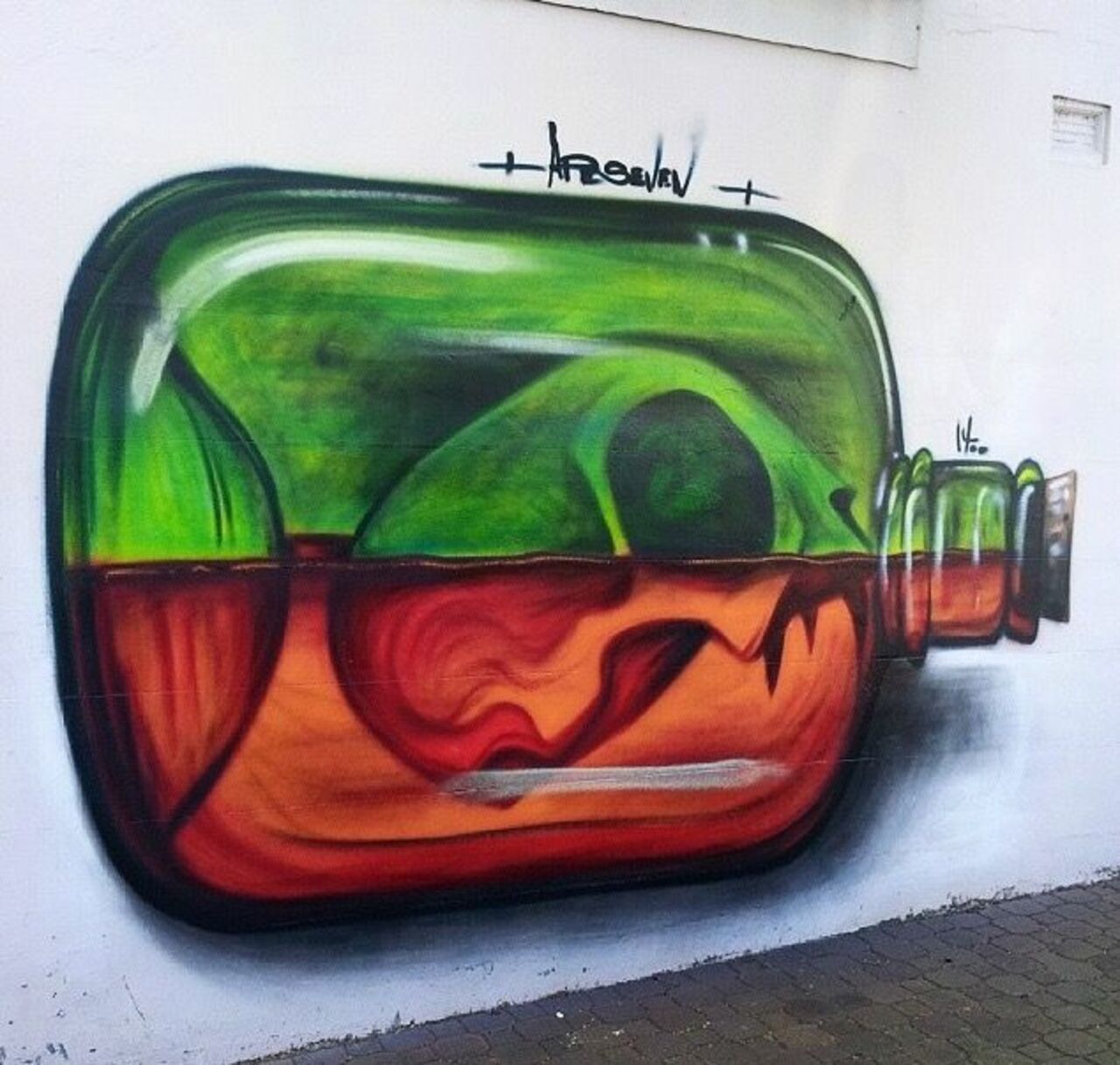 “@StreetArtBuzz: by ApeSeven, Sydney, https://twib.in/l/Mp4Ep4g5Go7 #art #urbanart #streetart http://t.co/eRq95Bhvo6”