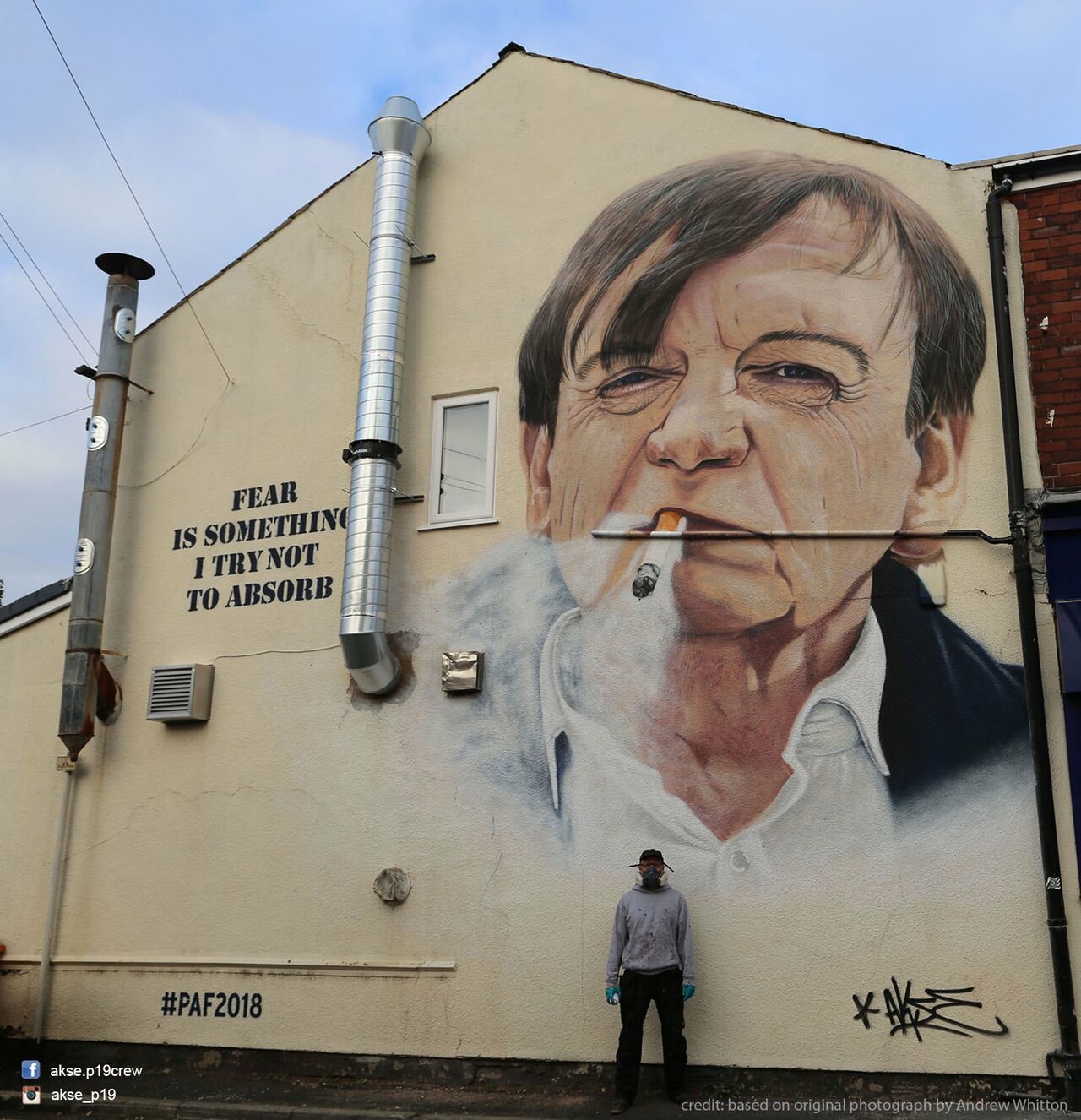 Portrait of the late Mark E Smith finally completed for @PwichArtsFest #akse #graffiti #art #streetart #prestwich #thefall #markesmith #mural #Manchester https://t.co/zRsyRmJ3OF