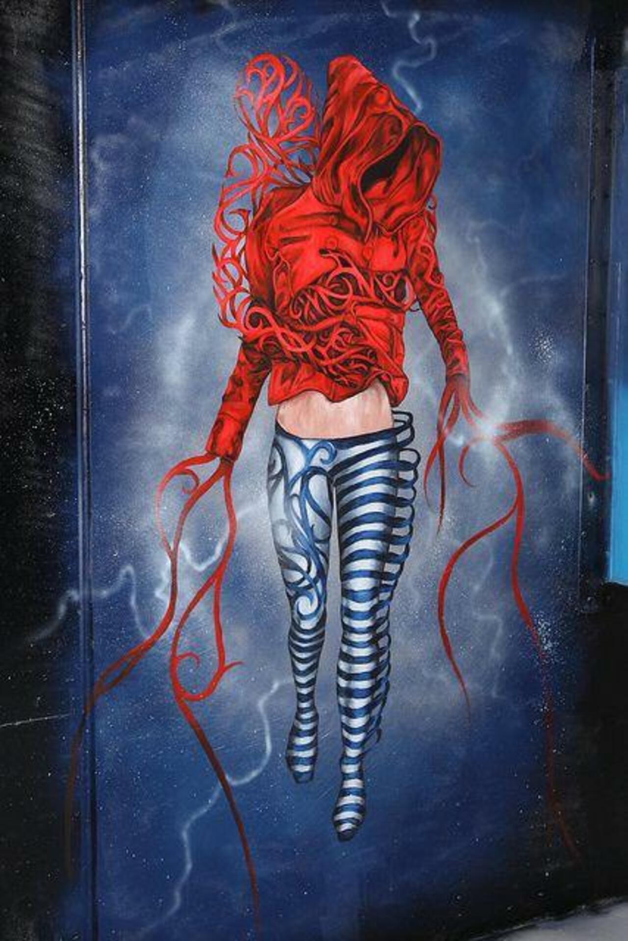 Urban Cake Lady
Australia
#streetart #art #graffiti #mural http://t.co/FEillvGDEs