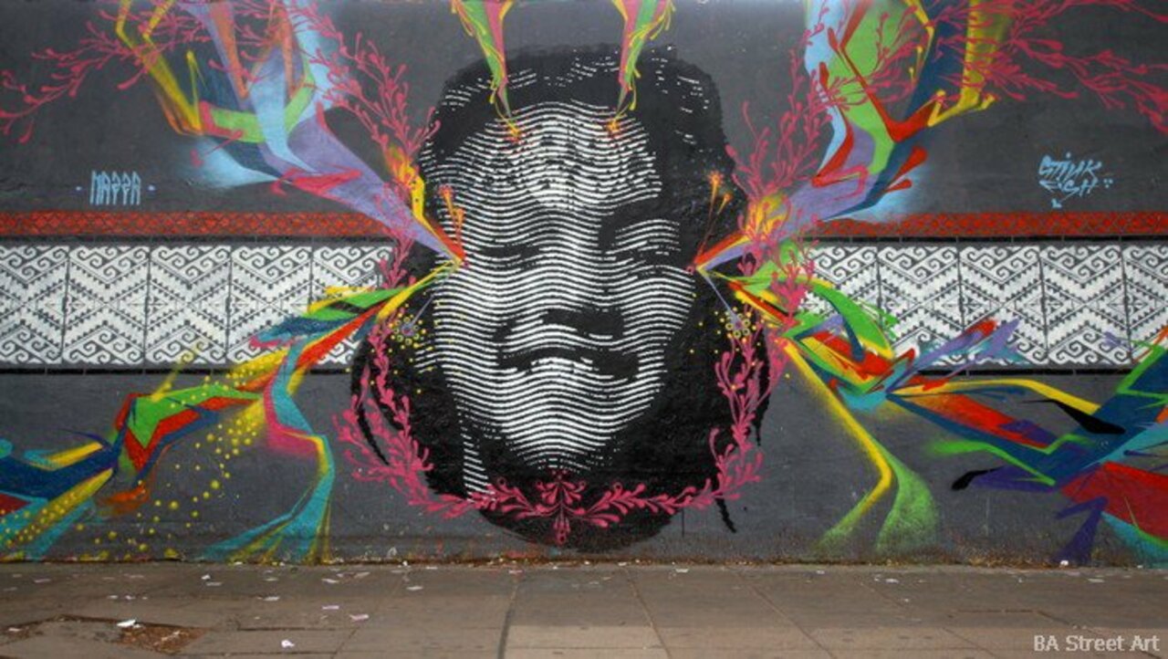 ... like a beautiful smile... in colors. Art by Nazza Stencil in Buenos Aires #StreetArt #Art #Smile #Colors #Graffiti #Mural #UrbanArt #BuenosAires https://t.co/0o5F6lL64A