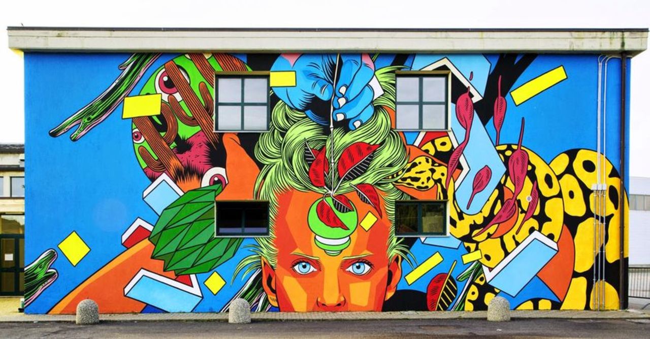 Streetart by the artists Bicicleta Sem Freio (BSF)

#streetart #urbanart #mural #art #graffiti http://t.co/SxoP8Gfp5F