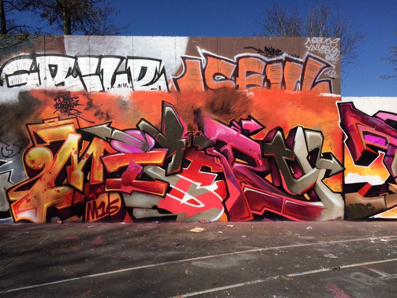 Misery

#Graffiti #StreetArt #Mural #painting #Urban #Art http://t.co/EtV3oeTD0C