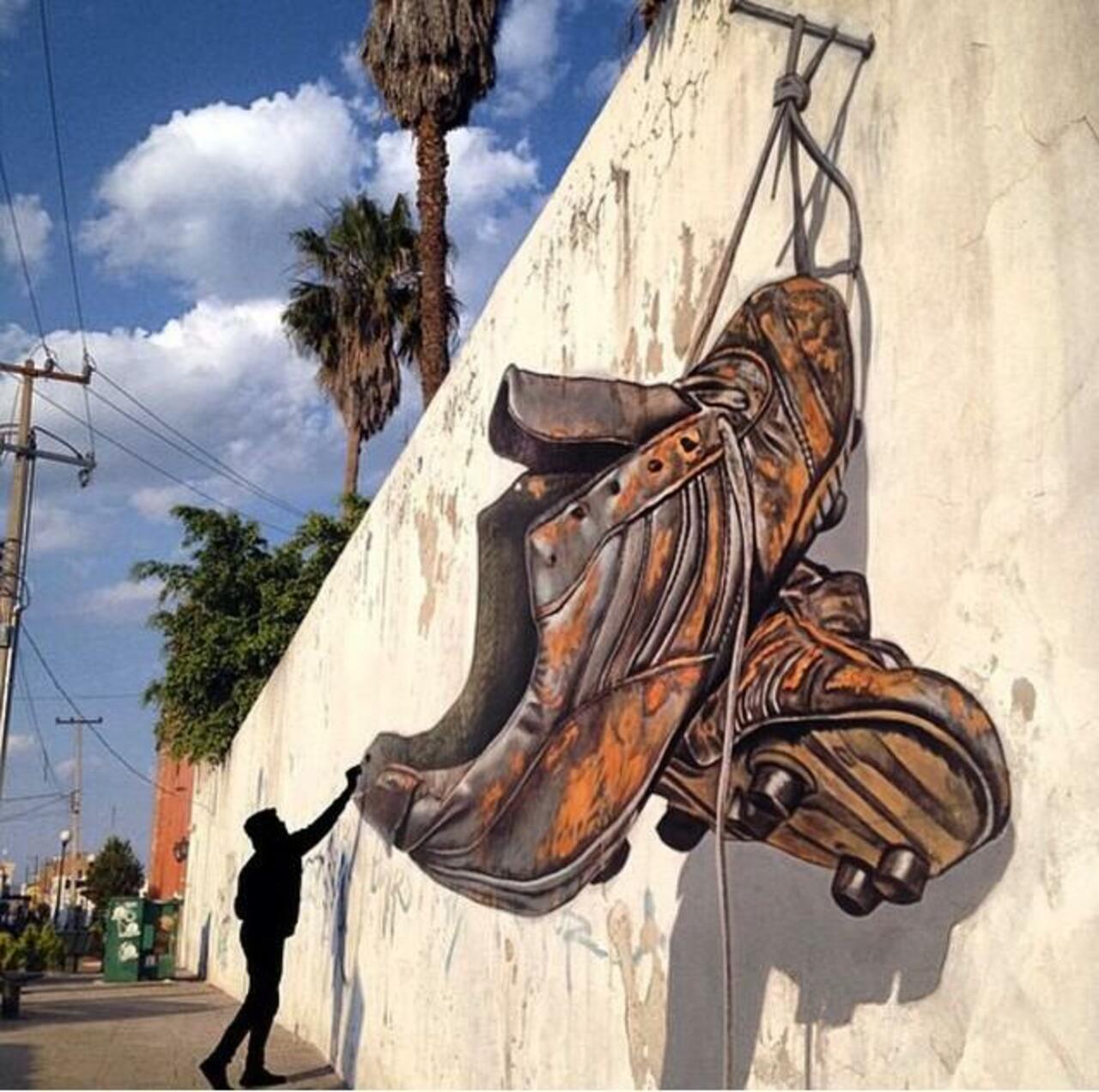 Sistemas4s: Awesome anamorphic 3D Street Art by Juandres Vera 

#art #graffiti #mural #streetart http://t.co/ou0GJ5S8jk