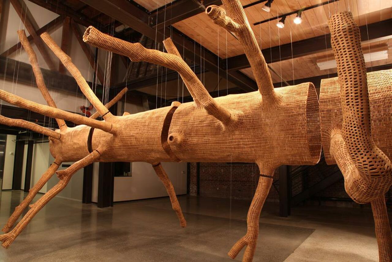 Giant tree sculpture cast from the trunk of a 140-Year-Old Hemlock http://j.mp/16h2As9 #art http://t.co/mC5P3kvBX3