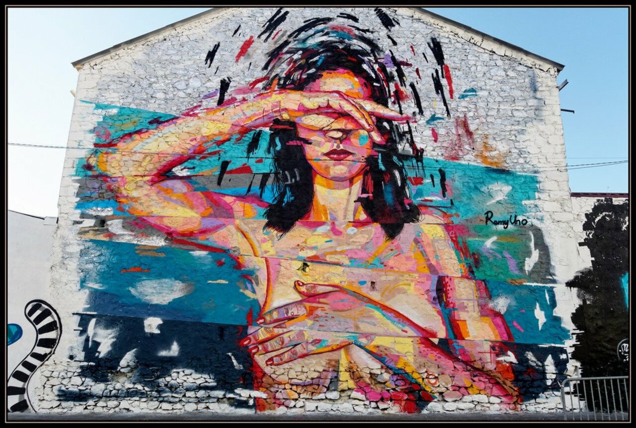 ... like nudity, like colors. Art by Remy Uno in Marseille, France #StreetArt #Art #Nudity #Colors #Graffiti #Mural #UrbanArt #Marseille https://t.co/voooYnyEC8