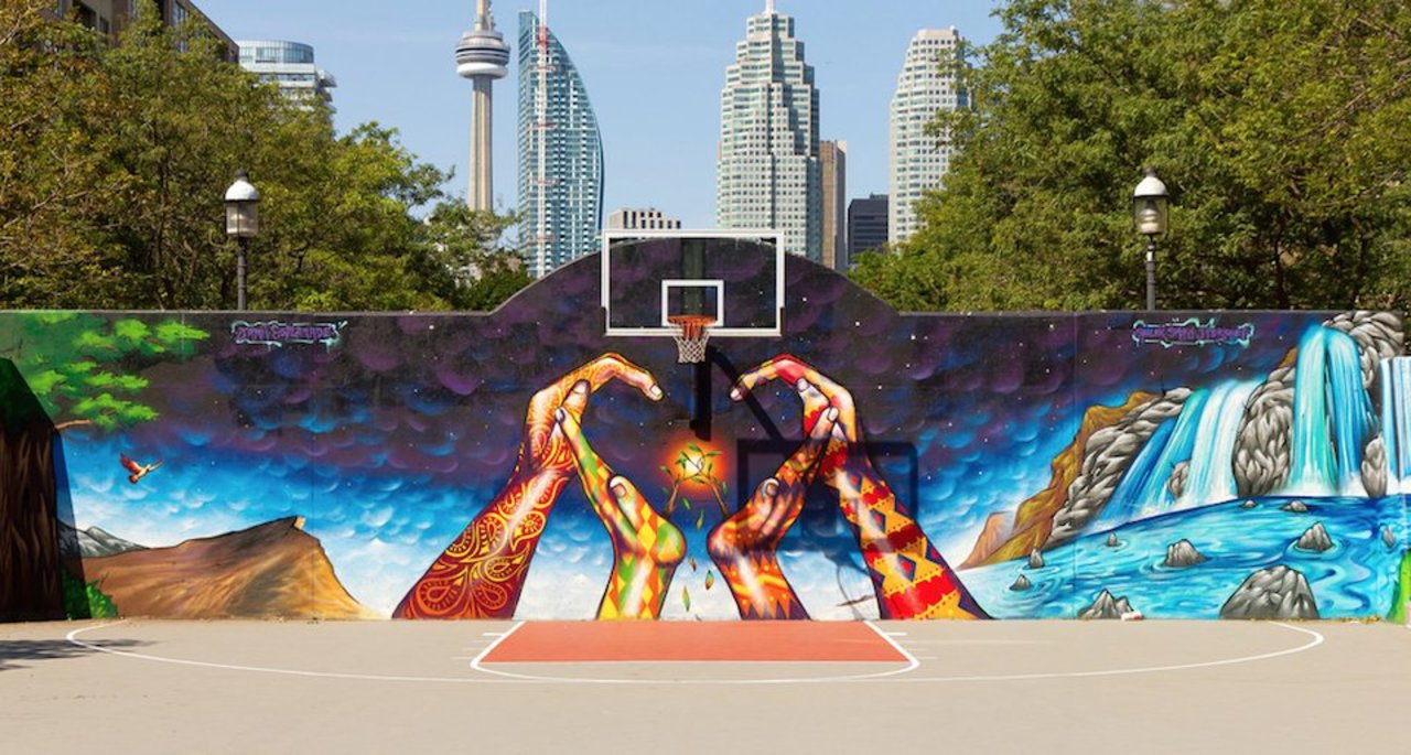 Murals in David Crombie Park, Toronto, ON, Canada

#streetart #urbanart #mural #art #graffiti http://t.co/2QV88ZogU3