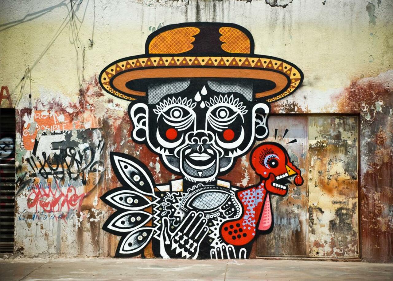 RT @Brindille_ "#Streetart #urbanart #graffiti #mural in Mexico http://t.co/e9ciCO26jl"
