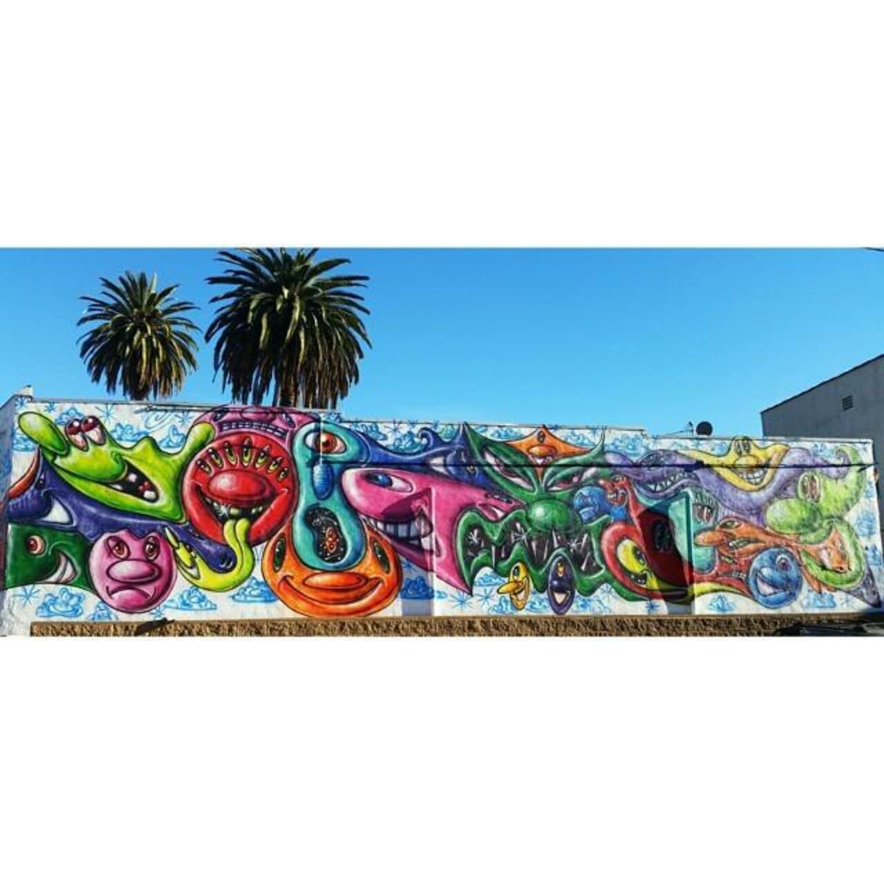 Funny Monsters on Adams Blvd #streetart #graffiti #streetartLA #UrbanLandscape #PalmTrees #mural by @kennyscharf #K… http://t.co/hEljU4vIas