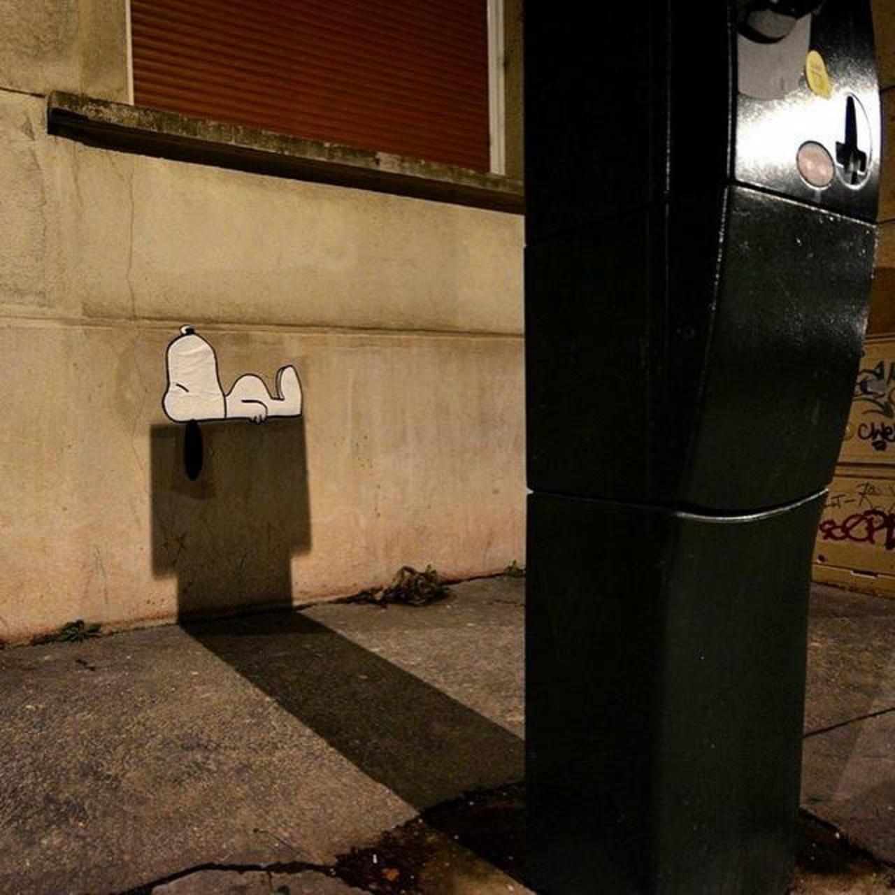 "Snoopy" by OakOak, in Saint-Etienne, France

#streetart #urbanart #mural #art #graffiti http://t.co/eTHSnhQKm4
