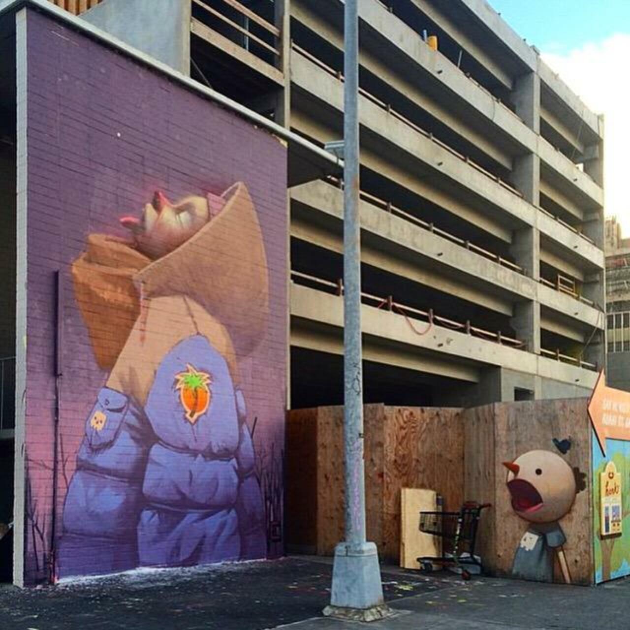 The amazing @bezt_etam & @sainer_etam for @POWWOWHAWAII #mural #graffiti #streetart #urbanart #powwowhawaii http://t.co/ekY72Ur2FA