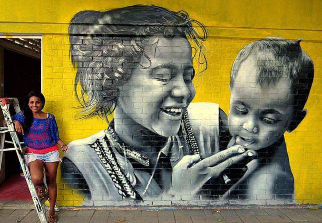 RT “@beatrixten: "Dona Rank via @graffartEU #streetart #graffiti" http://t.co/T3bZClg4wF” #mural
