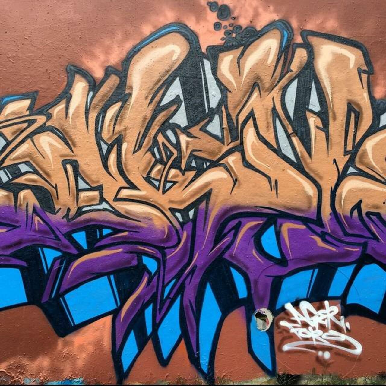 #hiphop Detail.
 #graffiti #streetart #art #urbanart #design #bicycle #graff #cityart #bmx #hiphop #dj #brisbanestr… http://t.co/XbDzTGJRzq