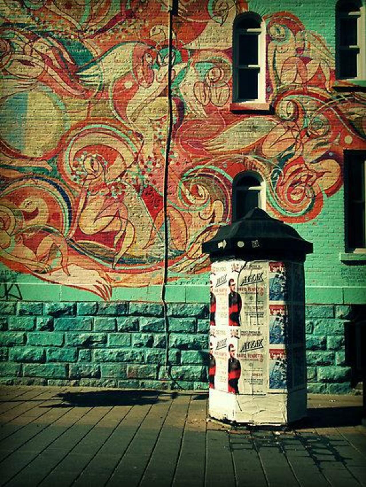 Funky Post Box !   •  #streetart #graffiti #art #funky #dope . : http://t.co/5tbM10ymwX