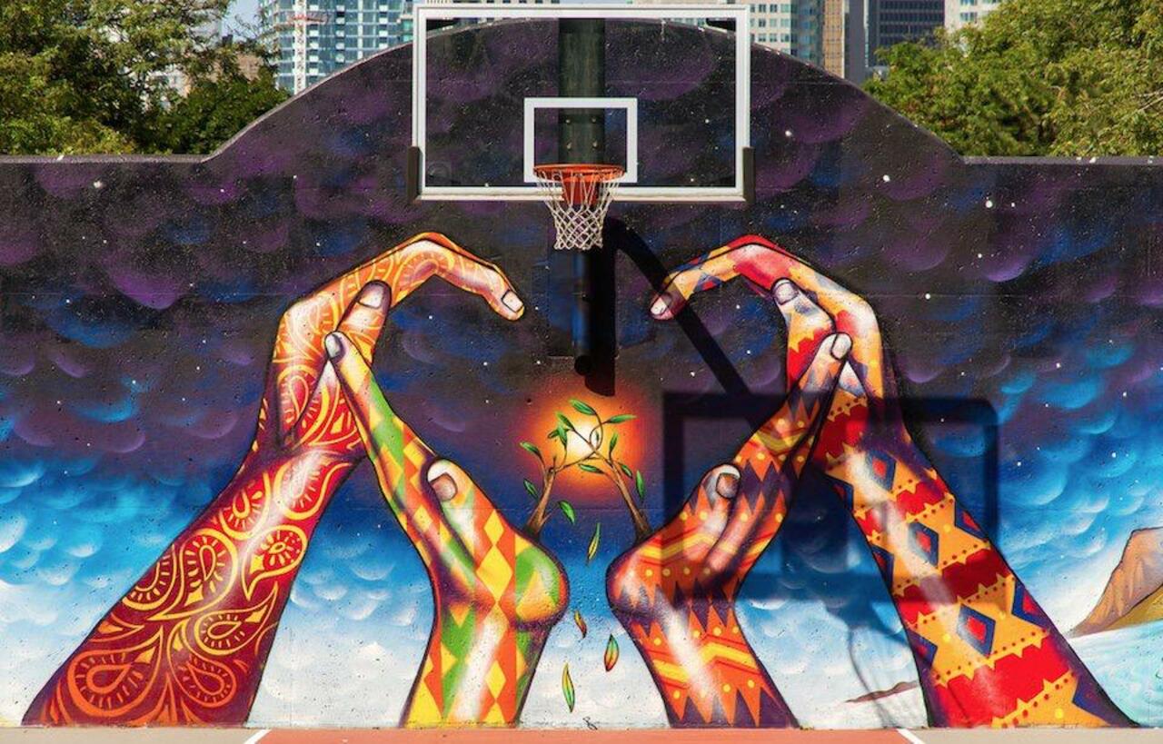 Street Art
David Crombie Park, Toronto, Canada
#Streetart #art #graffiti #mural http://t.co/UgejkrfYo1