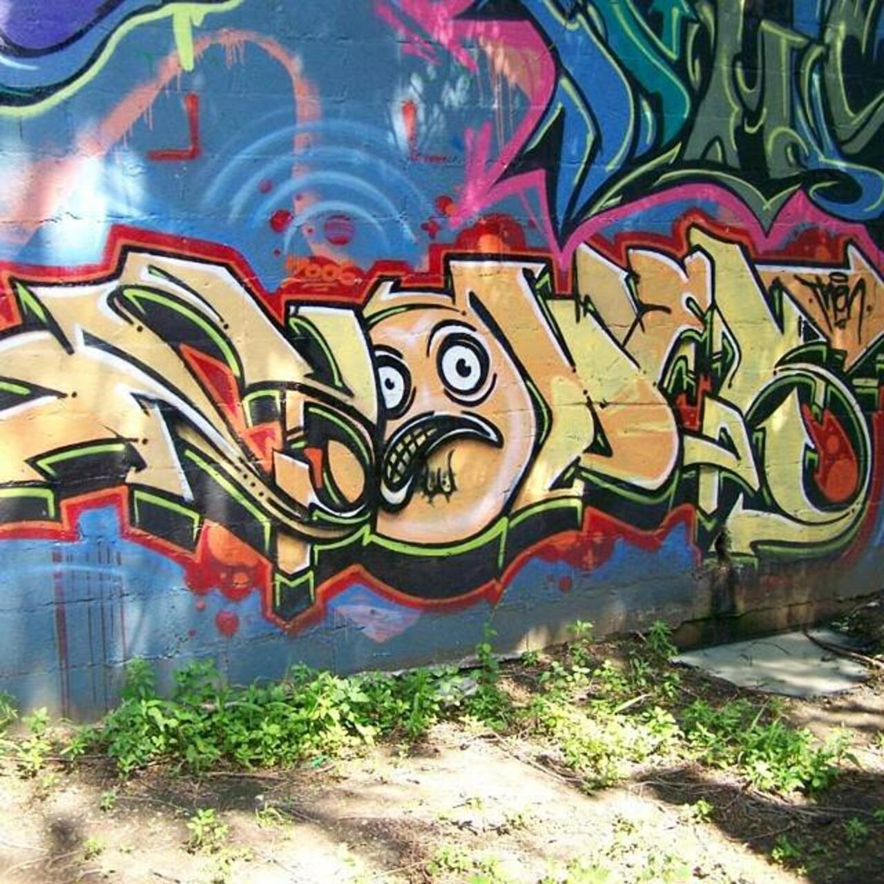 #hiphop That day THENSKI walked a mile in YODER's shoes...
#thenone #then #yodes #yoder #graffiti #mural #art #hist… http://t.co/E3Jr8dPXqD