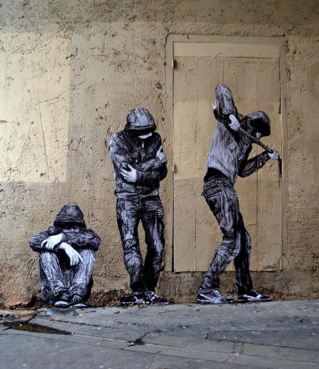 New Street Art by Levalet 
Portes ouvertes - Paris X

#art #arte #graffiti #streetart http://t.co/Y3jDWdd1Kt