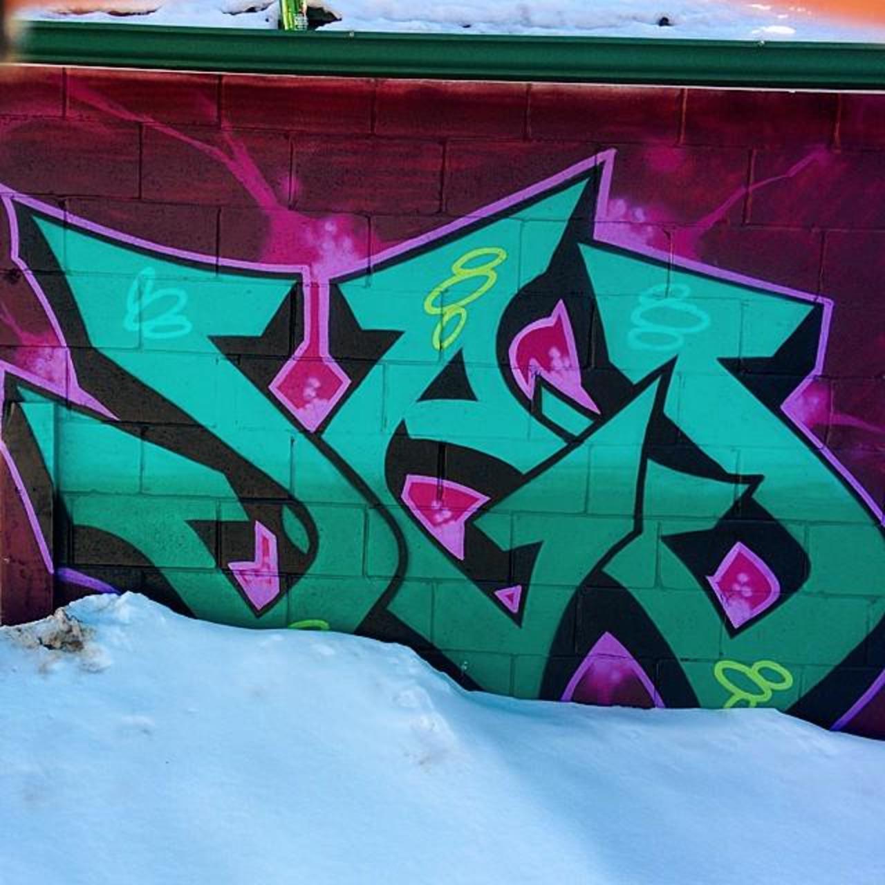 #wallnoize #graffiti #toronto #streetart #mural #urbanart #wallart #graf #torontostreetart #graffititoronto #street… http://t.co/7CwKRg3ua3