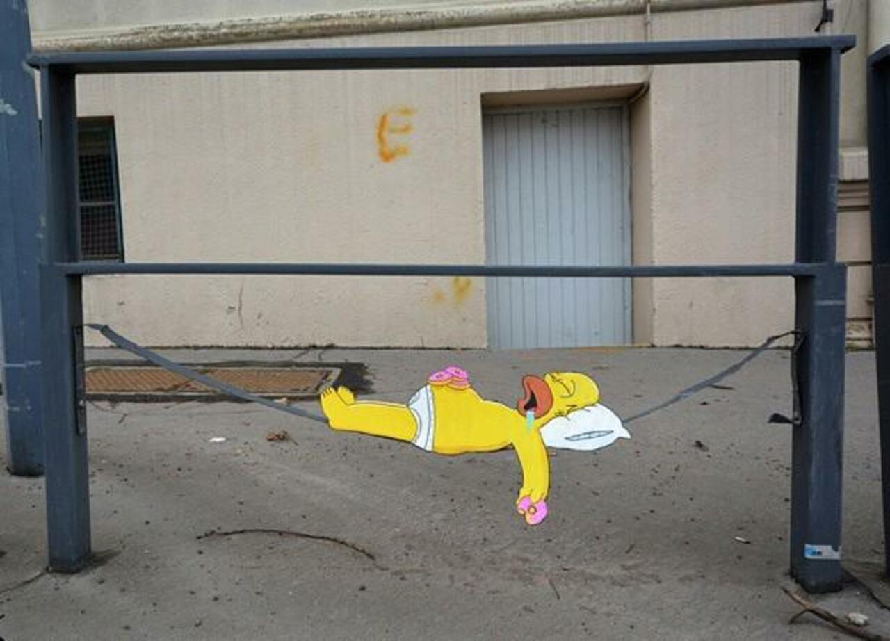 "@GoogleStreetArt: Fun & very clever Street Art by OakOak

#art #arte #graffiti #streetart http://t.co/i8cgfVqiMl"