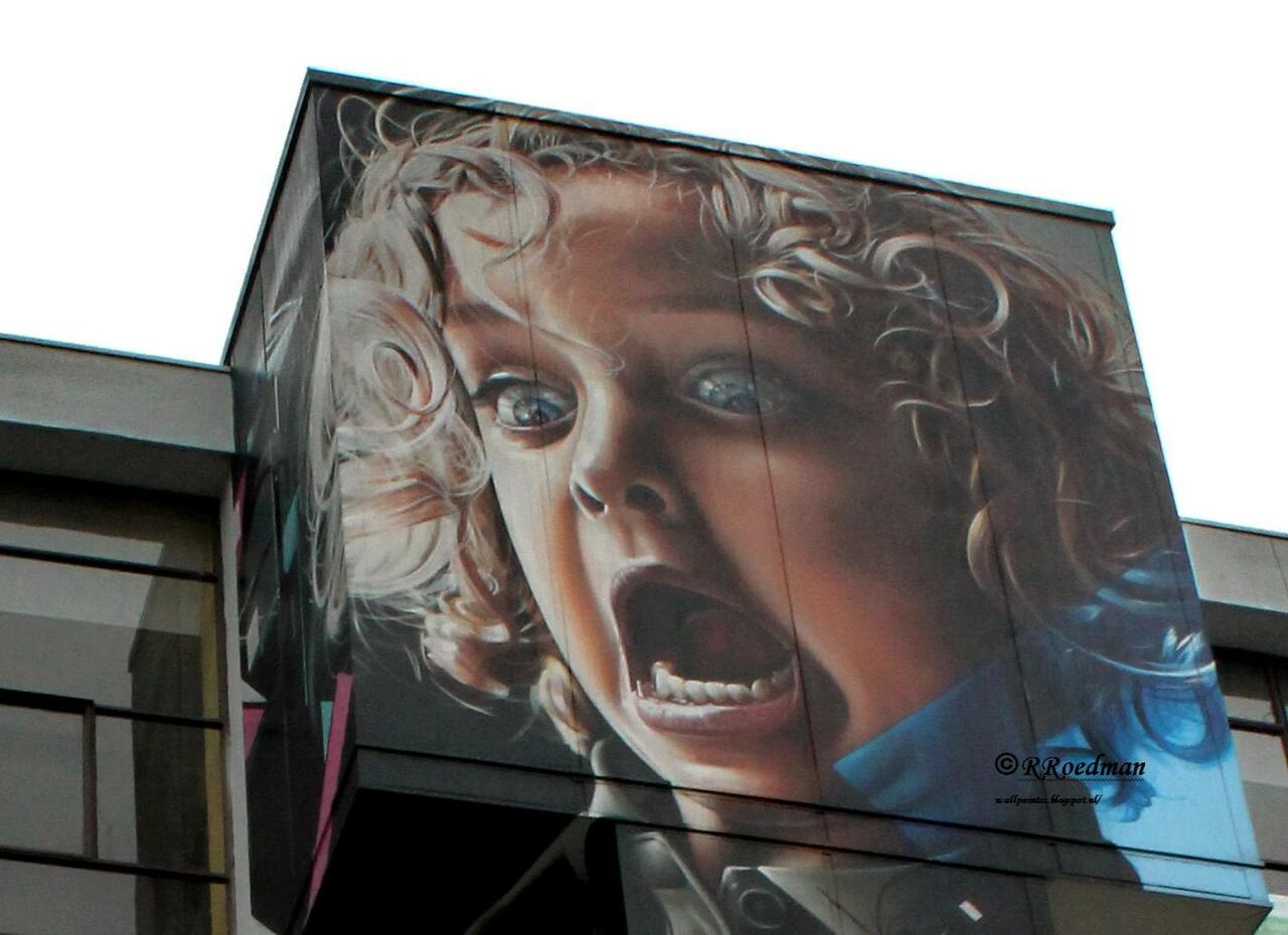 #streetart #graffiti #mural #Smug, #Belin and other #Eindhoven, part 2, 5 pics at  http://wallpaintss.blogspot.nl http://t.co/0G7kQE8lI9