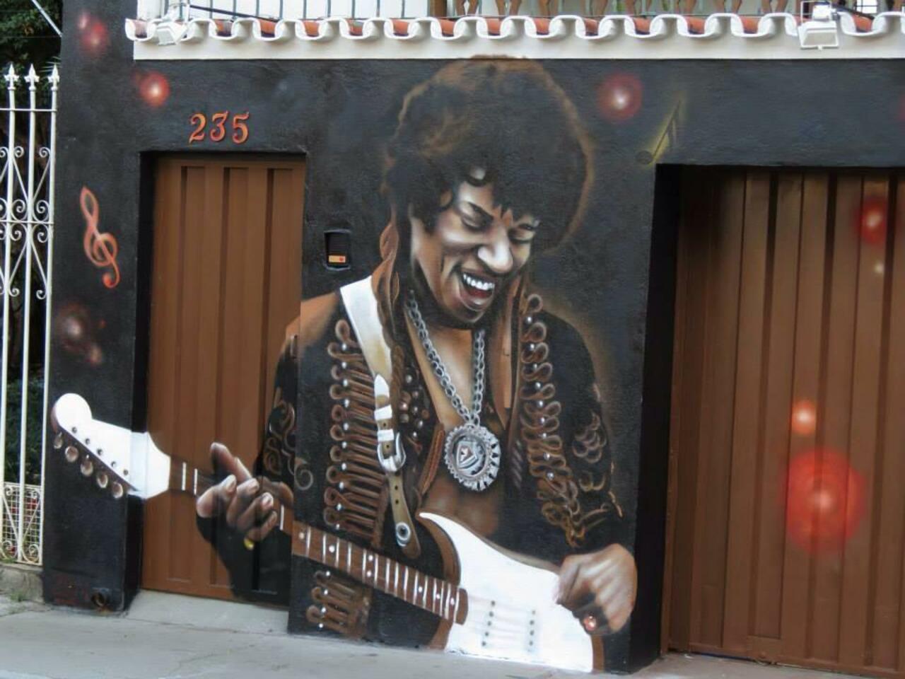Jimi Hendrix Street Art by Nilo Zack 

#art #arte #graffiti #streetart http://t.co/yaznxhE9sa